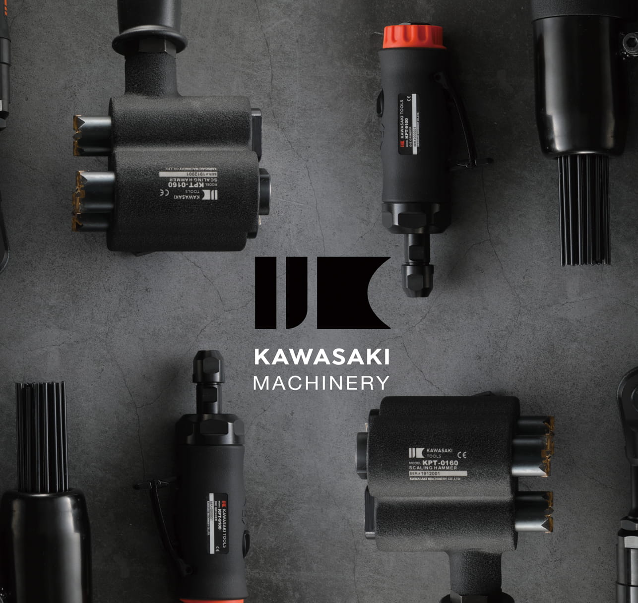 kawasakiの企業ロゴと機械の製品の写真